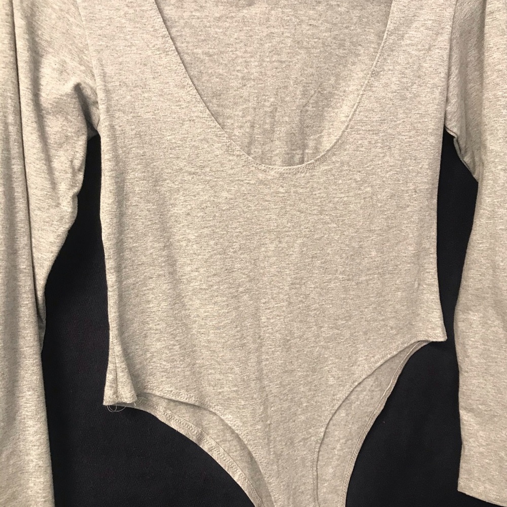 Backless bodysuit - Picture 2 of 3